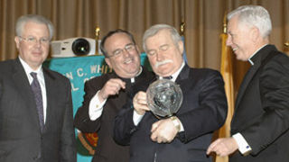 Photo of Robert Sheeran and Lech Walesa