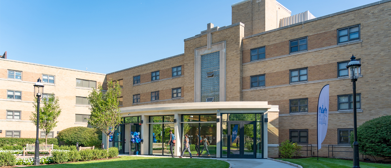 Image of Boland Hall during move in day. 