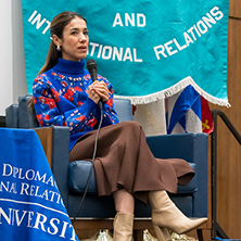 Nobel Peace Prize laureate Nadia Murad presenting at Seton Hall University.