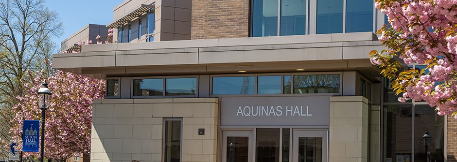 Residence Hall- Aquinas 