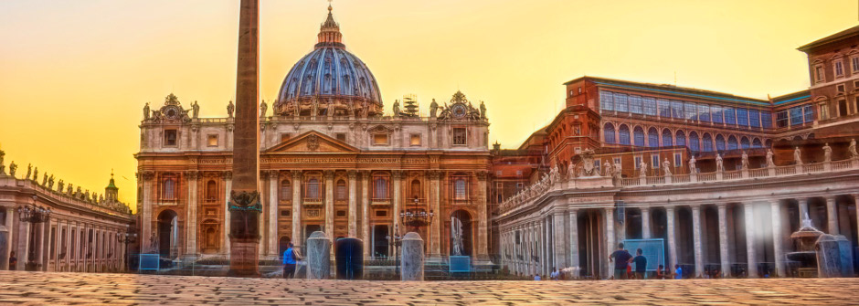 San Peter Square at sunset