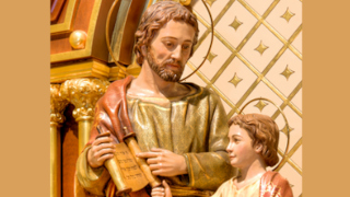 statue-joseph-jesusx320 A photo of Saint Joseph and Jesus statue